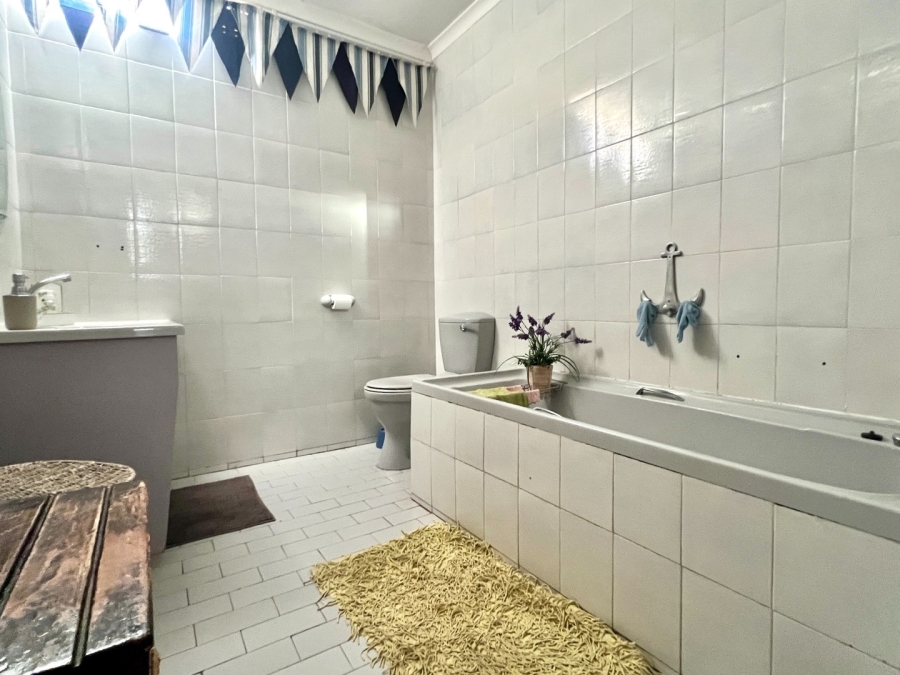 4 Bedroom Property for Sale in Wilgeboom A H North West